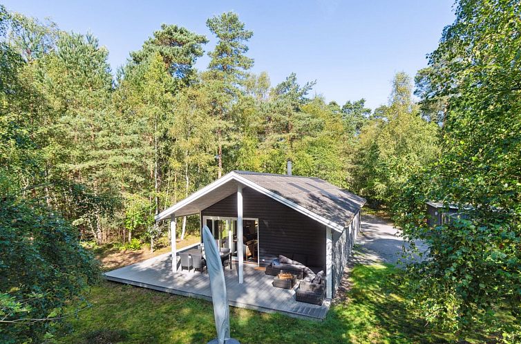 Vakantiehuis "Eftim" - 600m from the sea