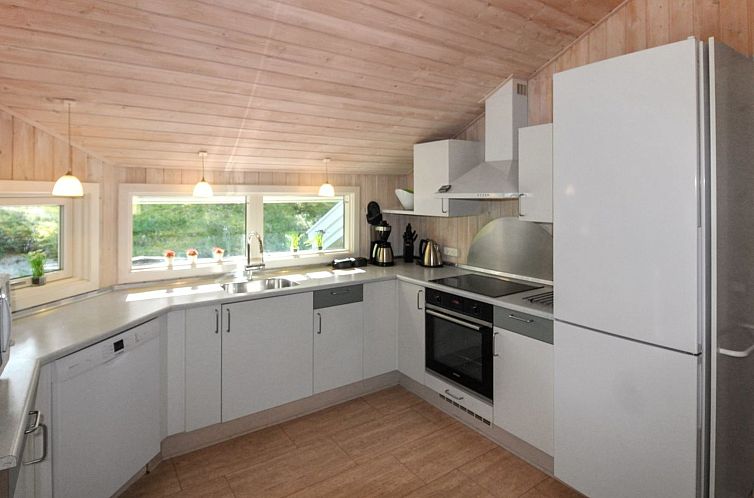 Vakantiehuis "Sylvia" - 900m from the sea