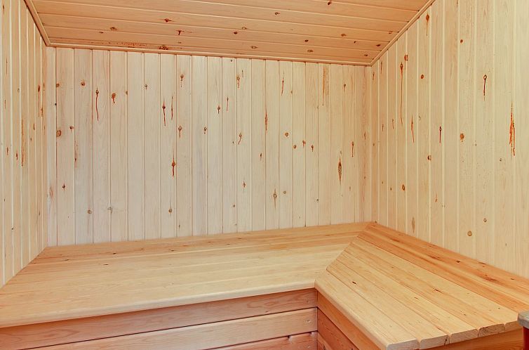 Vakantiehuis "Sylvia" - 900m from the sea