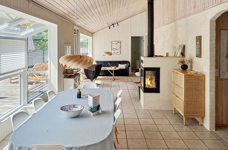 Vakantiehuis "Ila" - 500m from the sea