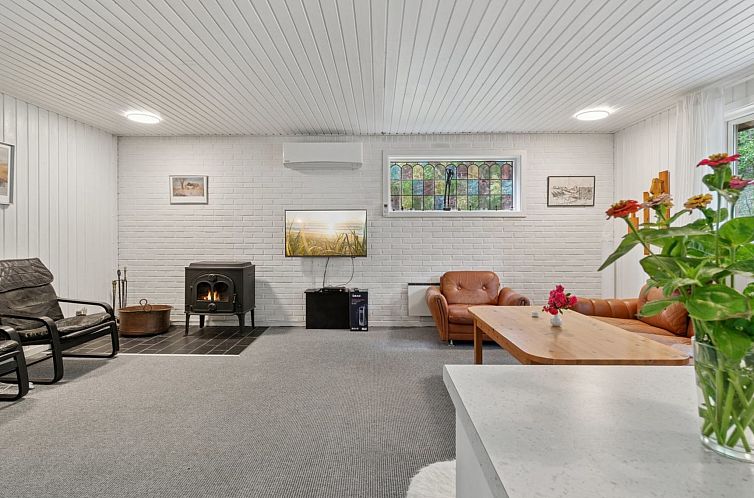 Vakantiehuis "Clementine" - 1.2km from the sea