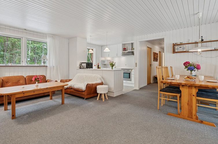 Vakantiehuis "Clementine" - 1.2km from the sea