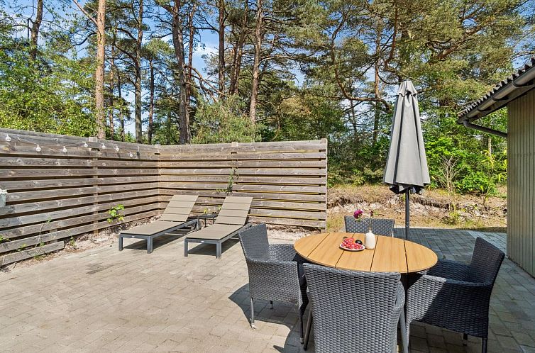 Vakantiehuis "Adelbrand" - 400m from the sea