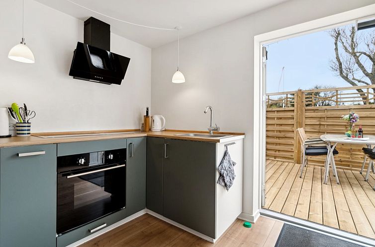 Vakantiehuis "Minka" - 300m from the sea