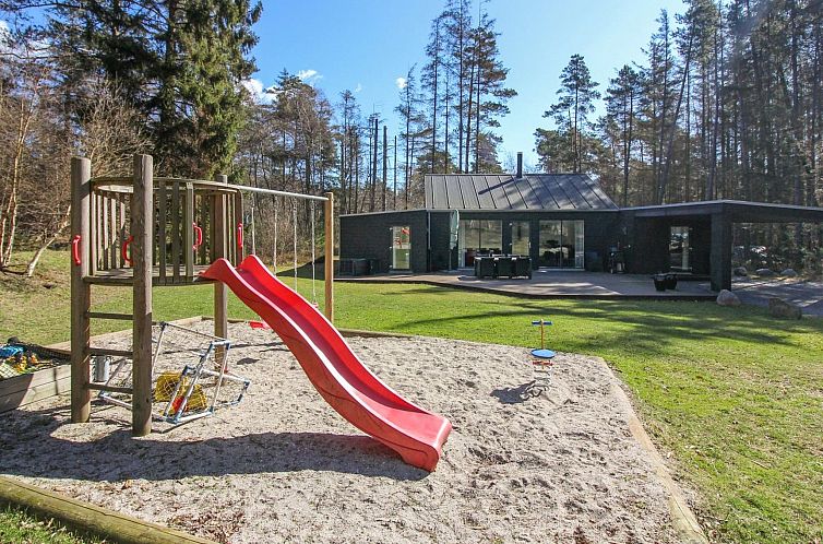 Guest house 29009456 - Holiday property Bornholm - Vakantiehuis "Elza" - 800m from the sea