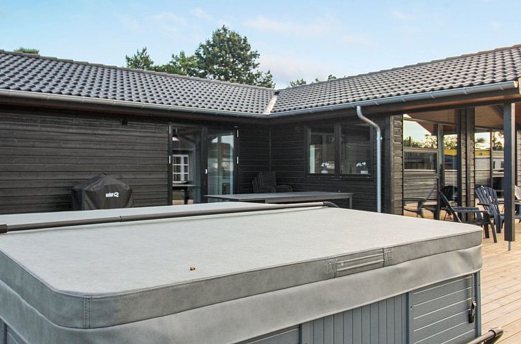 Vakantiehuis "Ignat" - 175m from the sea