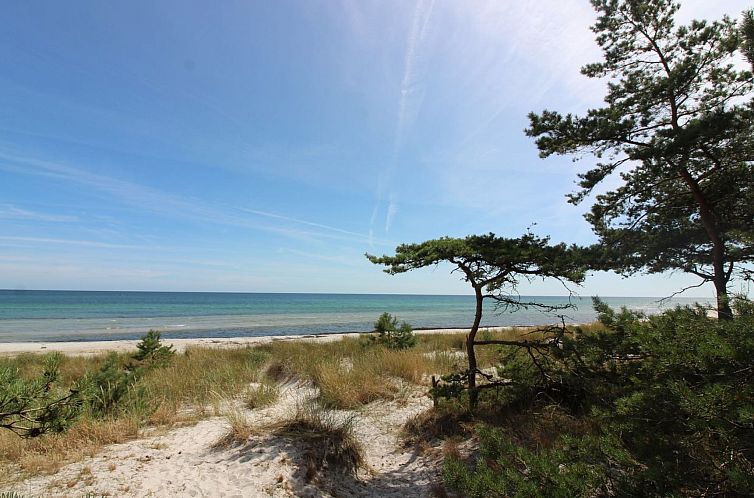 Vakantiehuis "Alita" - 300m from the sea