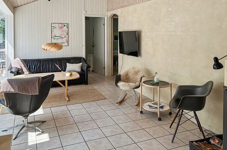 Vakantiehuis "Ila" - 500m from the sea