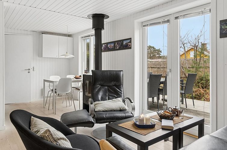 Vakantiehuis "Evert" - 250m from the sea