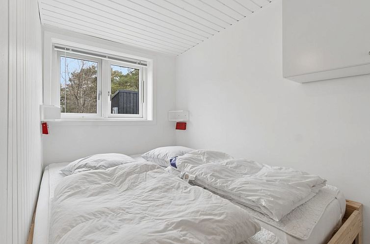 Vakantiehuis "Evert" - 250m from the sea