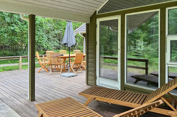 Vakantiehuis "Ellynor" - 600m from the sea