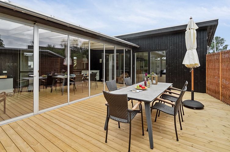 Vakantiehuis "Randulf" - 250m from the sea