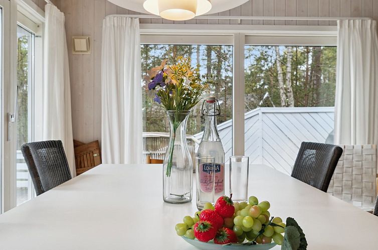 Vakantiehuis "Fredsine" - 1.2km from the sea
