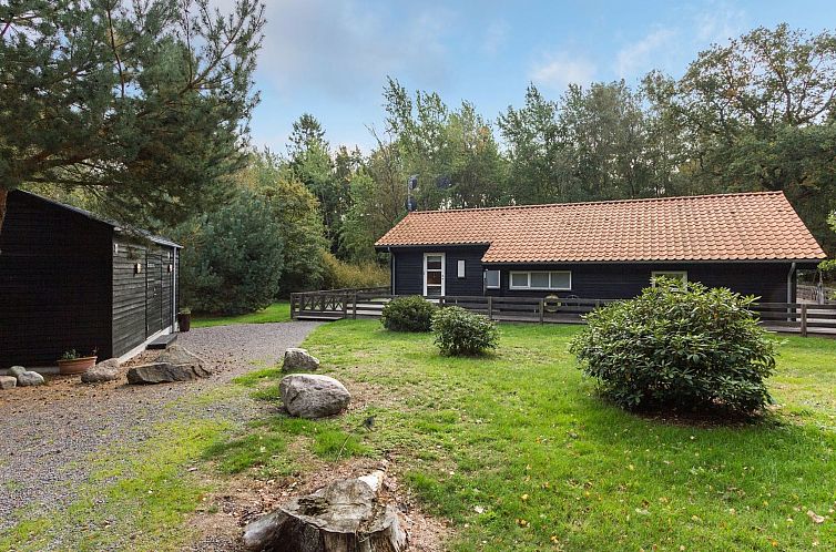 Vakantiehuis "Fastulf" - 300m from the sea