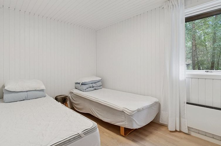 Vakantiehuis "Kirsi" - 200m from the sea