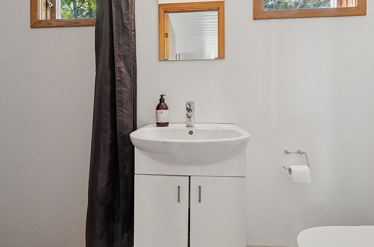 Vakantiehuis "Fridgerd" - 4.8km from the sea