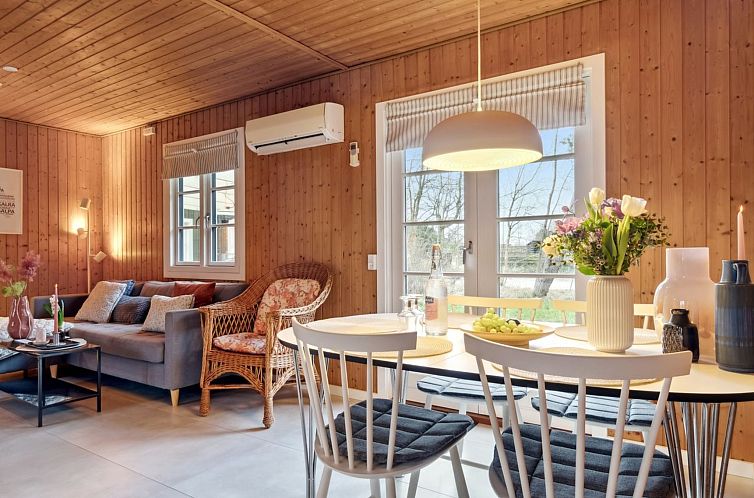 Vakantiehuis "Smilla" - 300m from the sea