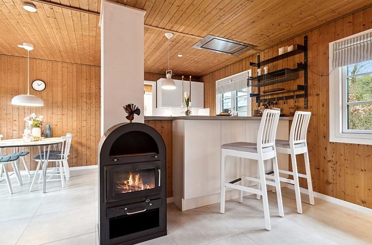 Vakantiehuis "Smilla" - 300m from the sea