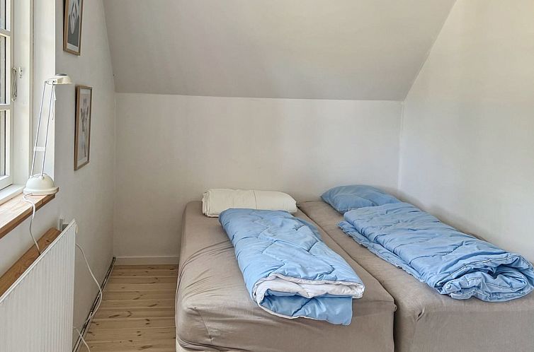 Vakantiehuis "Jerg" - 1km from the sea
