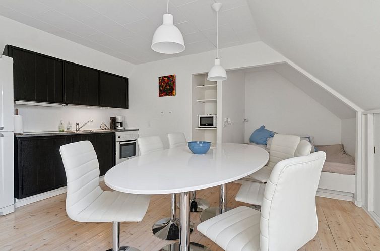 Vakantiehuis "Jerg" - 1km from the sea