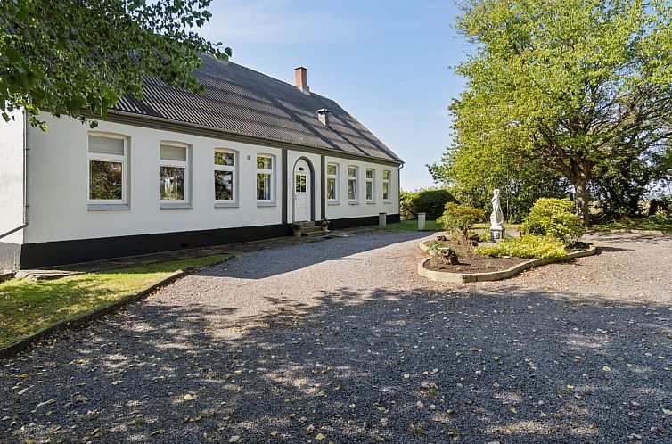 Vakantiehuis "Ofelia" - 4km from the sea