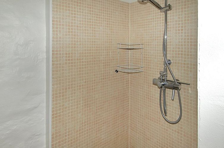 Appartement "Manfred" - 6km from the sea