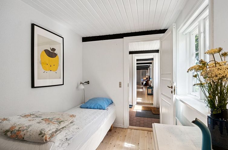 Vakantiehuis "Héléne" - 2.4km from the sea