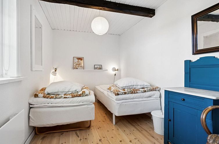 Vakantiehuis "Héléne" - 2.4km from the sea