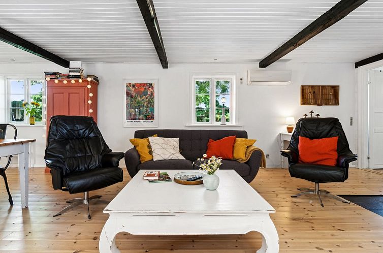 Vakantiehuis "Héléne" - 2.4km from the sea