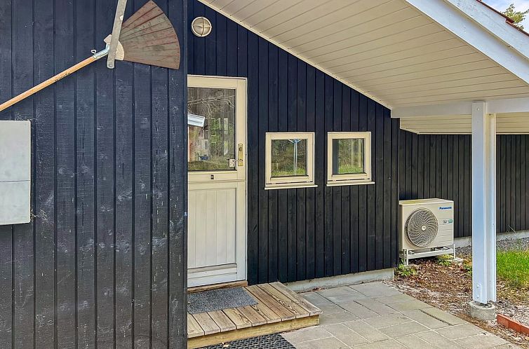 Vakantiehuis "Gertruda" - 220m from the sea