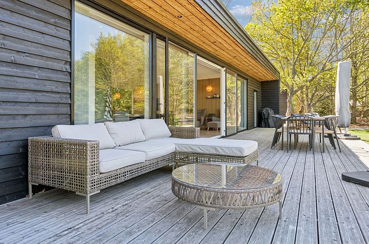 Vakantiehuis "Eliene" - 500m from the sea