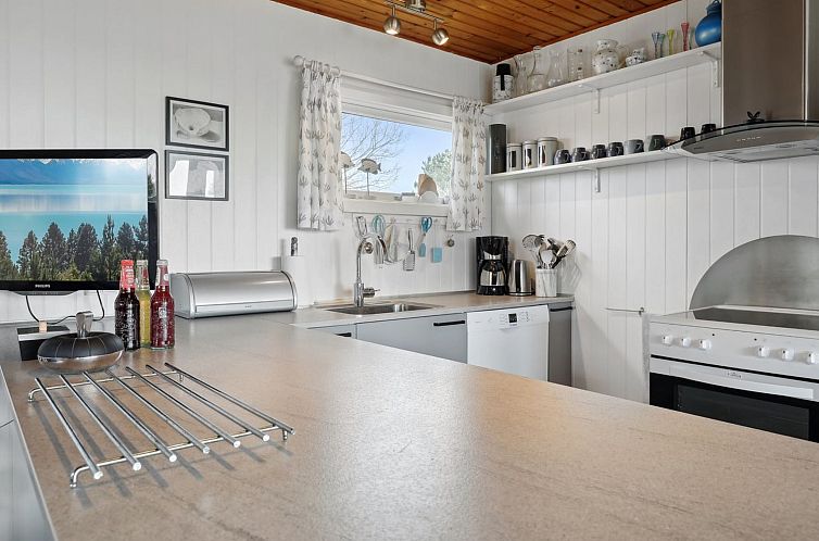 Vakantiehuis "Bondi" - 150m from the sea