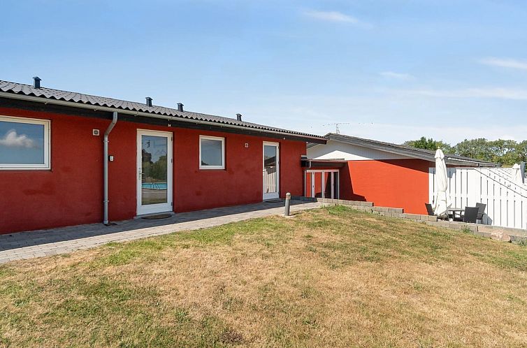 Appartement "Cornelia" - 6km from the sea