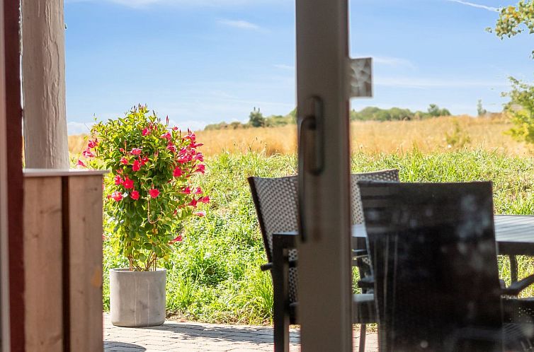 Appartement "Cornelia" - 6km from the sea