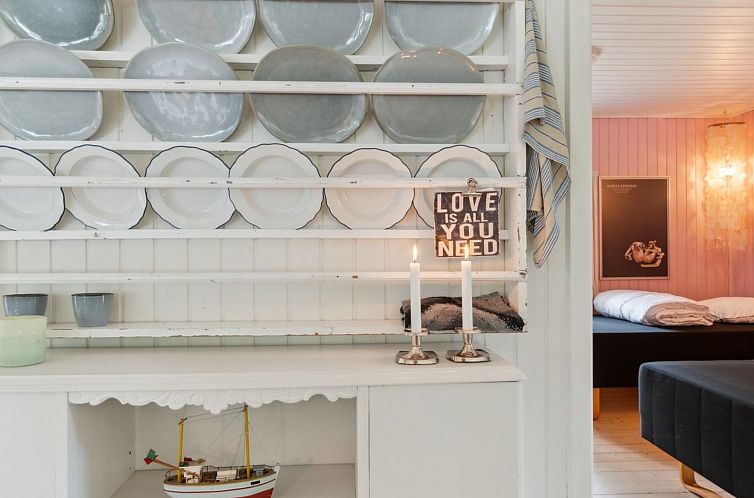 Vakantiehuis "Eirik" - 700m from the sea