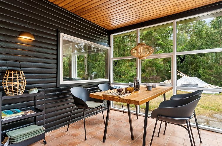 Vakantiehuis "Eirik" - 700m from the sea