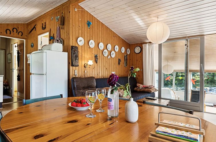 Vakantiehuis "Srebrenka" - 350m from the sea