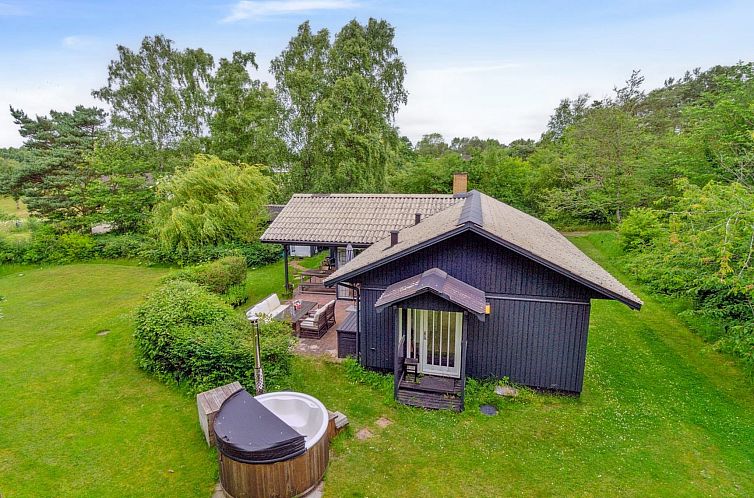 Verblijf 2901035 - Vakantiewoning Bornholm - Vakantiehuis "Sybilla" - 600m from the sea