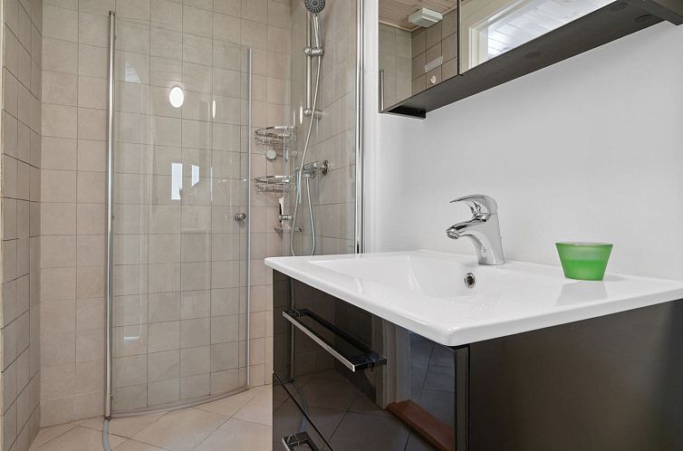 Vakantiehuis "Heikki" - 700m from the sea