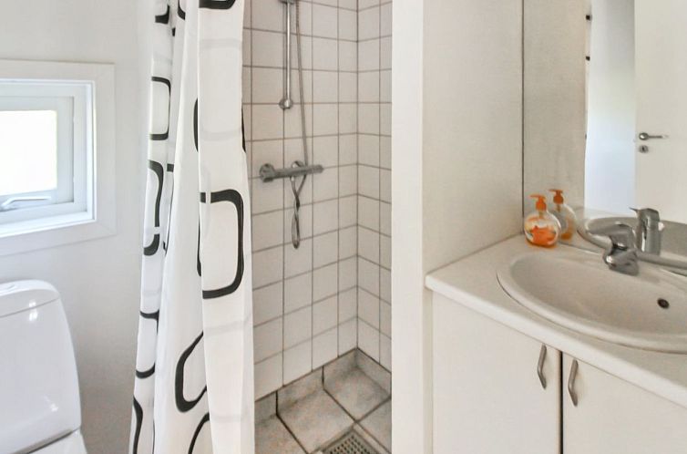 Vakantiehuis "Fredrike" - 500m from the sea