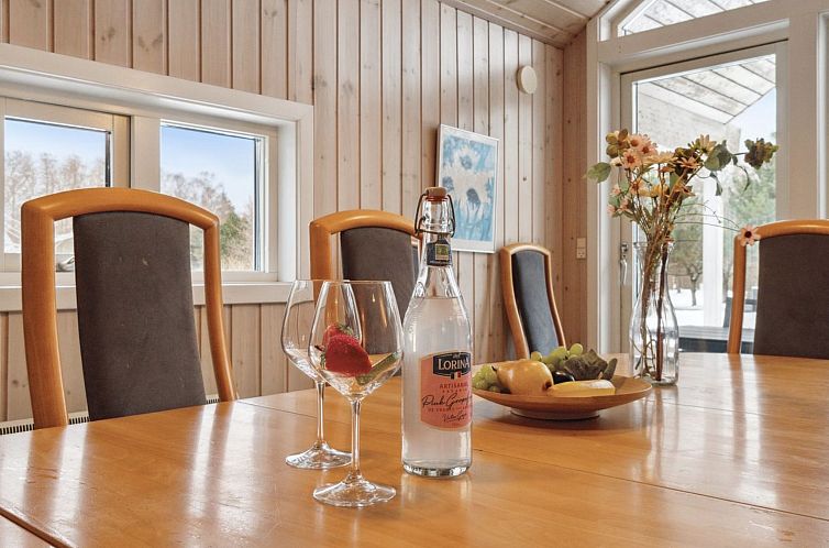 Vakantiehuis "Fredrike" - 500m from the sea