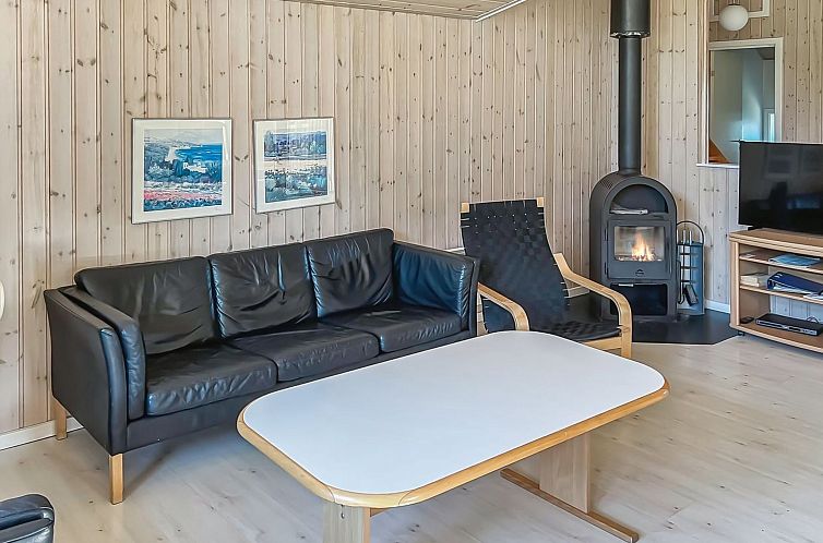 Vakantiehuis "Fredrike" - 500m from the sea