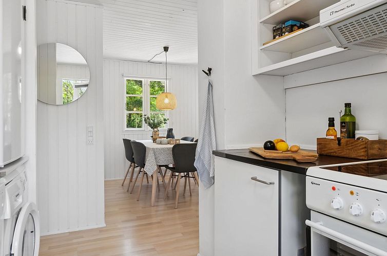 Vakantiehuis "Malou" - 350m from the sea