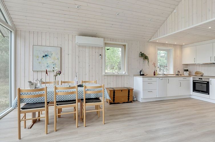 Vakantiehuis "Malou" - 350m from the sea