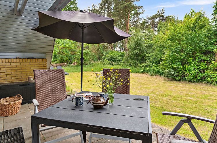 Vakantiehuis "Tine" - 600m from the sea