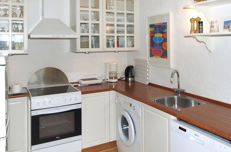 Appartement "Thorke" - 5km from the sea