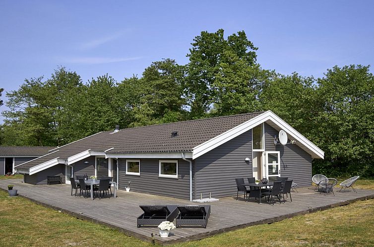 Vakantiehuis "Rudolf" - 400m from the sea