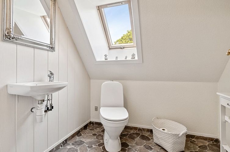 Vakantiehuis "Ieva" - 3.9km from the sea