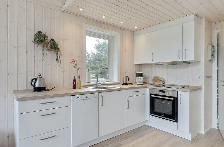 Vakantiehuis "Hilje" - 350m from the sea