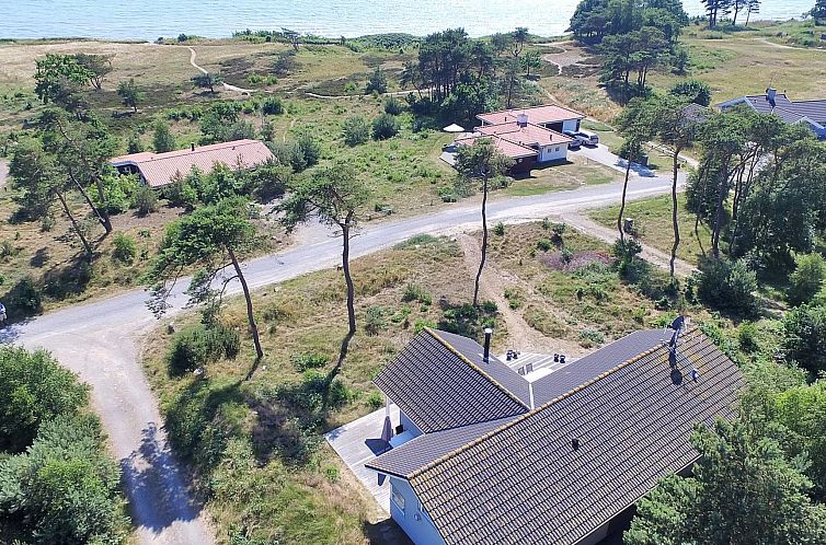 Vakantiehuis "Gyrid" - 150m from the sea